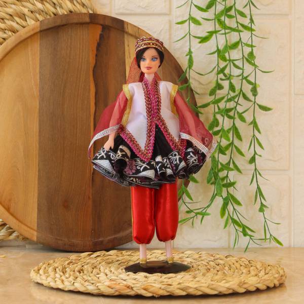 عروسک سنتی کوچک